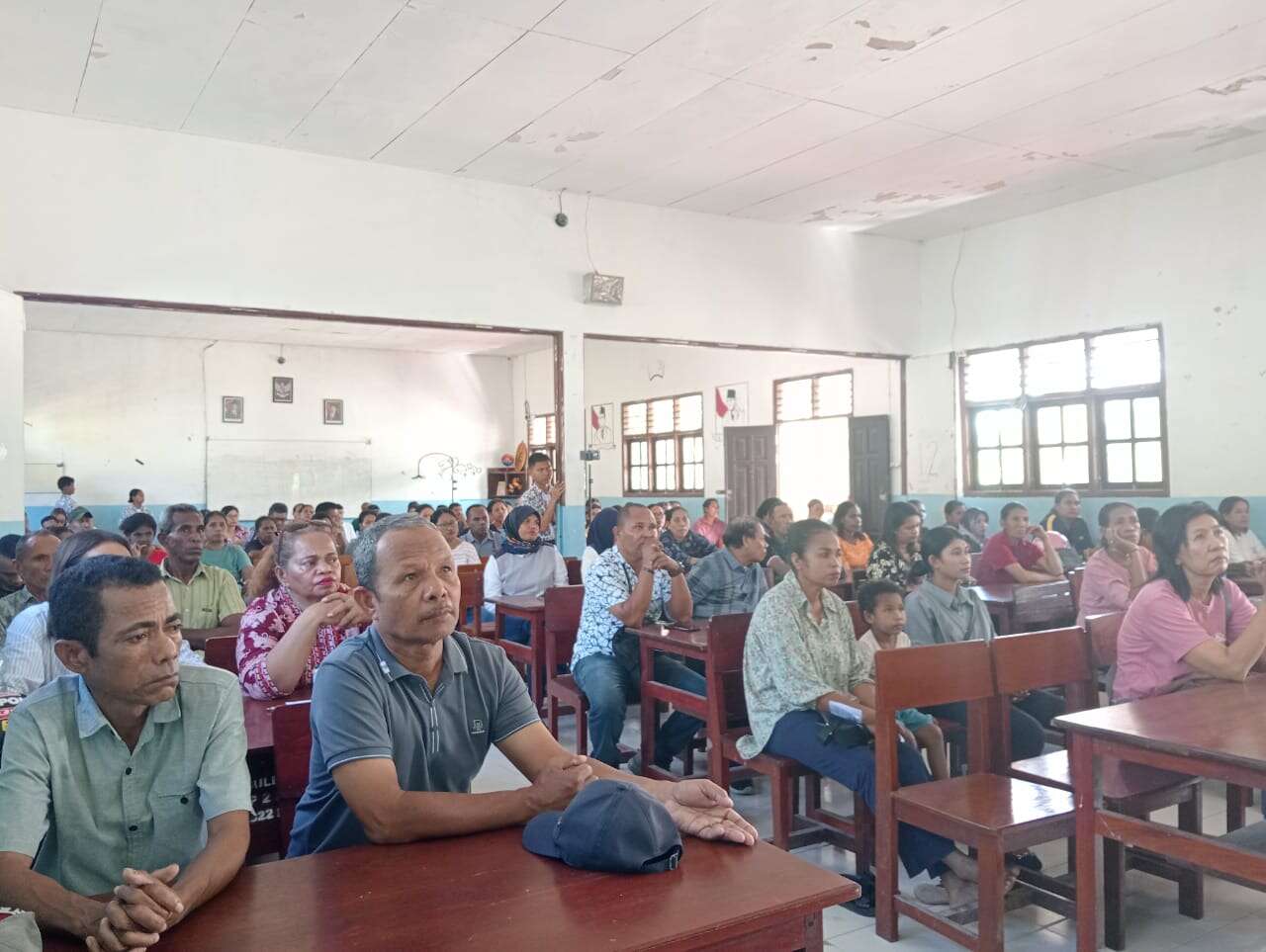 Rapat Bersama Orang tua Wali siswa KElas XI dan XII dengan Kepala Sekolah SMA PGRI DOBO Tahun AJaran 2025/2026